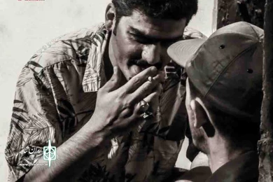 نمایش پشت کلانتری کوچه اول کنار تیر چراغ برق