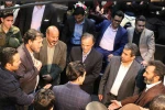 استاندار کرمان  و نماینده مجلس به دیدن  نمایش «پشت کلانتری کوچه اول کنار تیر چراغ برق» نشستند 4