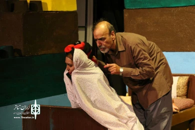 گزارش تصویری اجرای نمایش«حادثه عاشقانه یک مادر » در کرمان