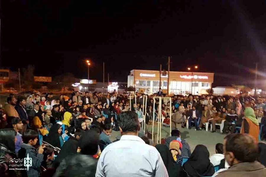 استقبال چشمگیر از نخستین جشنواره ملی تئاتر رضوی جنوب کرمان
 4