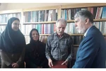وزیر فرهنگ و ارشاد اسلامی با هنرمند پیشکسوت تئاتر کرمان دیدار کرد
 2