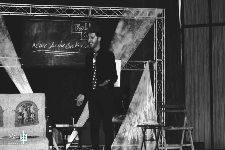 «دختر یانکی» در جیرفت اجرا شد 2
