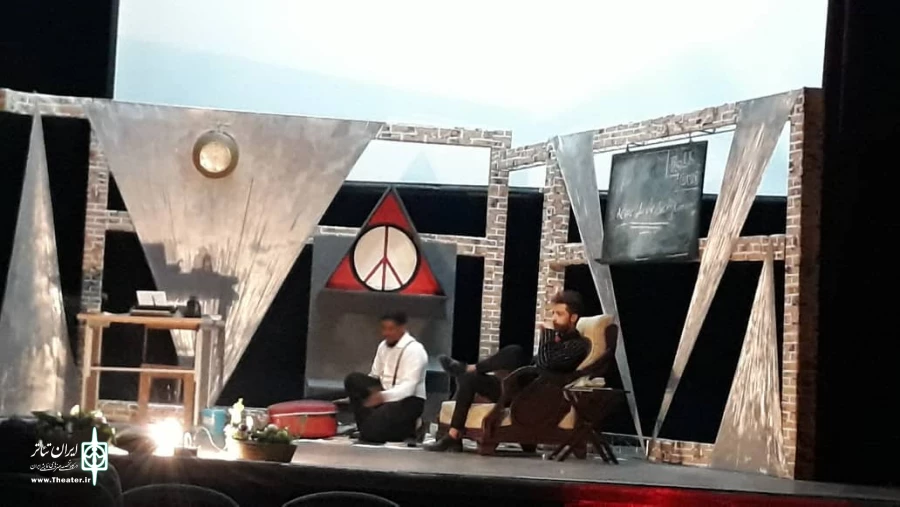 «دختر یانکی» در جیرفت اجرا شد 3