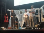 «دختر یانکی» در جیرفت اجرا شد 9
