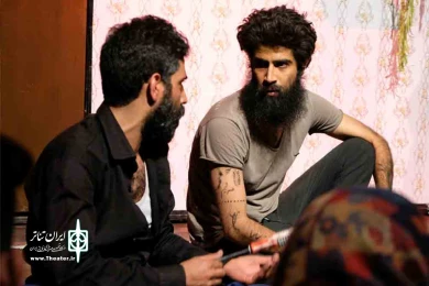 نمایش « پنج و نیم عصر» به روایت تصویر