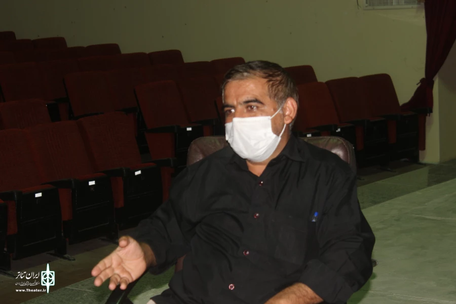 دیدار و گفتگوی صمیمی  محمد الله توکلی مسئول انجمن هنرهای نمایشی جنوب به اتفاق منصور قمری بازرس انجمن با هنرمندان منوجان 2