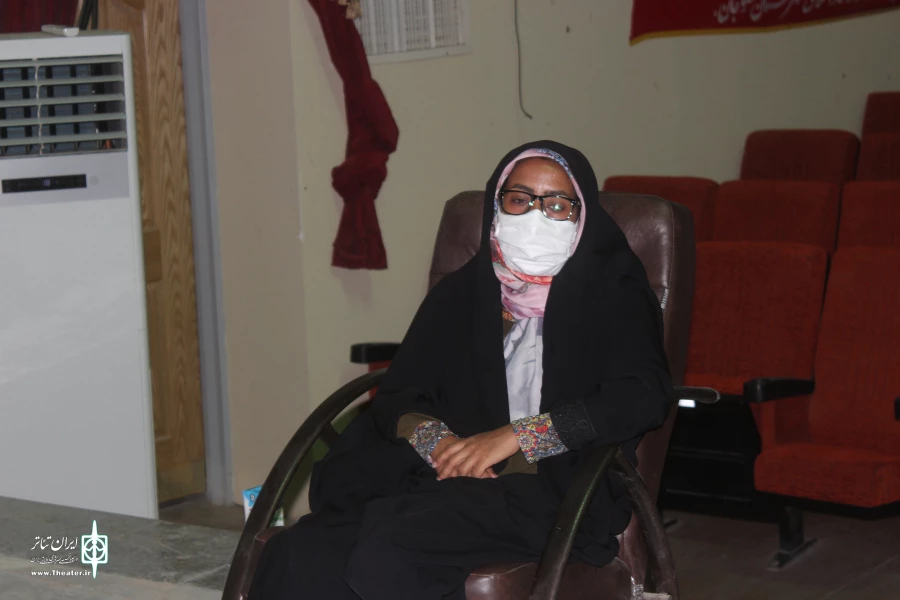 دیدار و گفتگوی صمیمی  محمد الله توکلی مسئول انجمن هنرهای نمایشی جنوب به اتفاق منصور قمری بازرس انجمن با هنرمندان منوجان 5