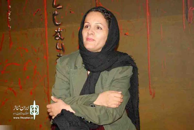 سکینه عرب‌نژاد، مترجم و فعال حوزۀ تئاتر کرمانی :

بحران‌ها انسان را به درون خود فرا می‌خواند