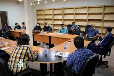در محفل خاطره رزمندگان دفاع مقدس و نمایشنامه نویسان

تئاتر در دسترس ترین هنر در زمان اسارات