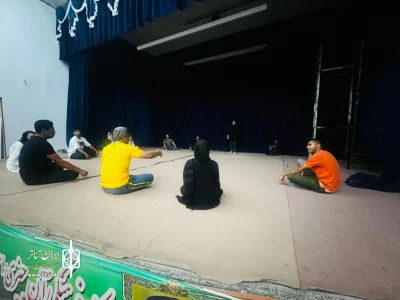 با تدریس مهرداد بهزادی

کارگاه آموزش بازیگری تئاتر در کهنوج برگزار می‌شود