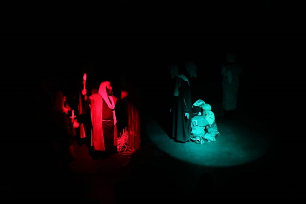به همت گروه هنری قطره :

نمایش «تنهایی علی» در رفسنجان اجرا شد