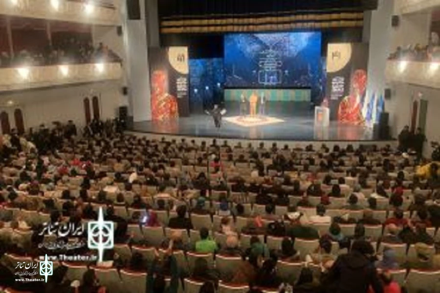 درخشش هنرمندان کرمانی در چهل و یکمین جشنواره بین المللی تئاتر فجر 2