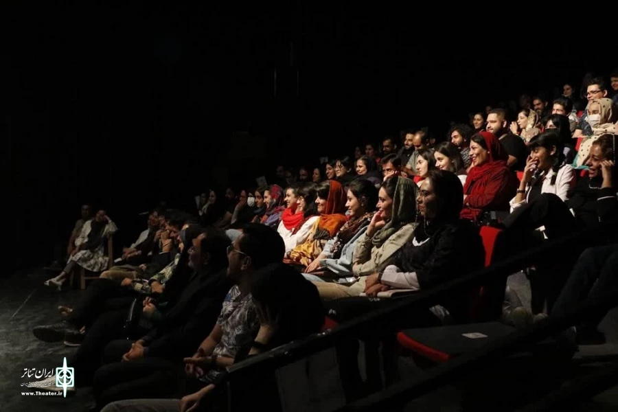 تئاتر تاکسیدرمی
