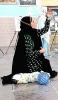 اجرای پرفورمنس وطن در افتتاحیه نمایشگاه هنرهای تجسمی  3