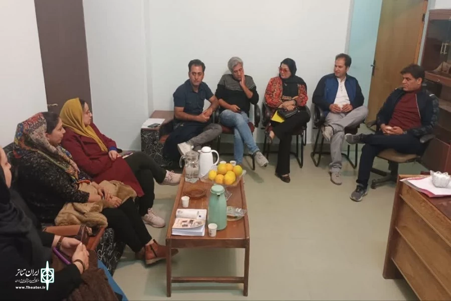 برگزاری نشست هم اندیشی تئاتر کودک و نوجوان 2