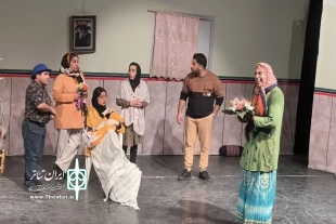 اجرای نمایش کمدی موزیکال «شب شیشه» در کرمان 3