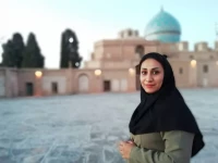 یادداشتی بر نمایش «سرخی آنتیگونه»

سرخی آنتیگونه یا آنتیگونه سرخ